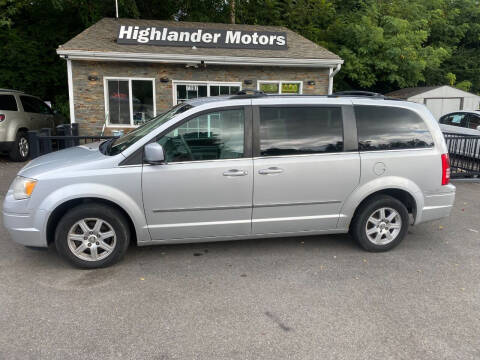 2010 Chrysler Town and Country for sale at Highlander Motors in Radford VA