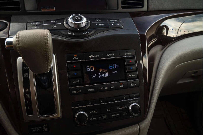 2015 Nissan Quest 3.5 Platinum