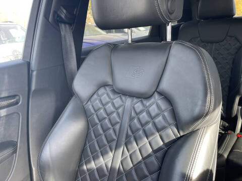 2020 Audi SQ5 3.0T quattro Premium Plus