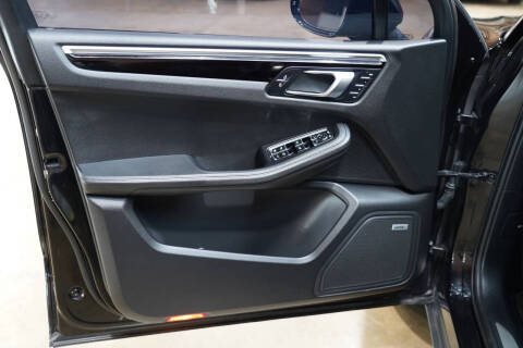 2019 Porsche Macan S