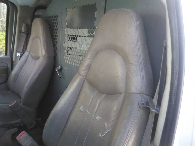 2004 GMC Savana 2500