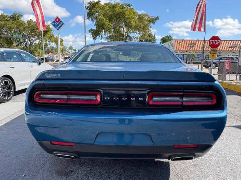 2021 Dodge Challenger SXT