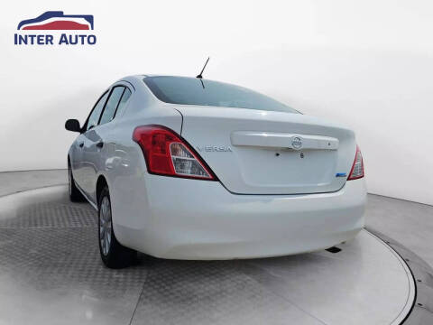 2012 Nissan Versa 1.6 S