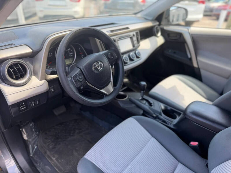 2013 Toyota RAV4 LE