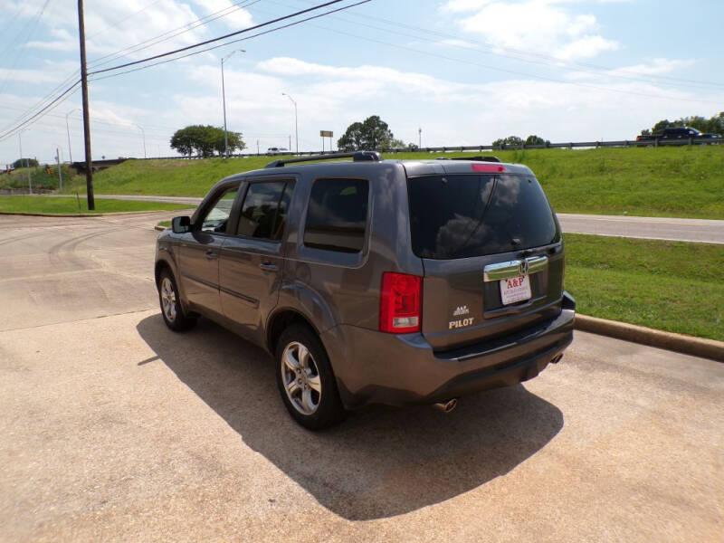 2014 Honda Pilot EX-L photo 6