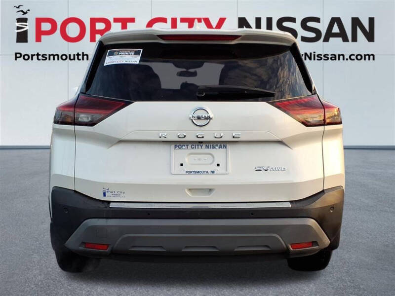 2021 Nissan Rogue SV