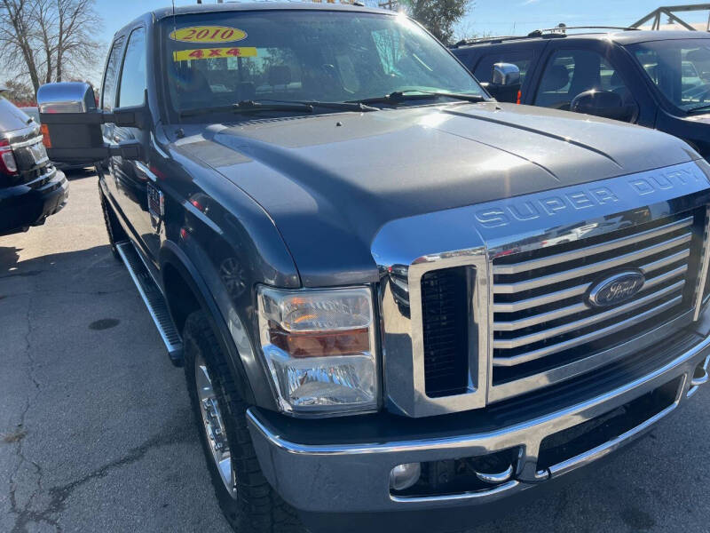 2010 Ford F-350 Super Duty Lariat's photo