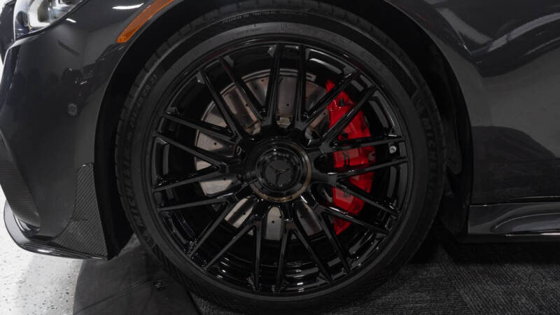 2025 Mercedes-Benz S-Class AMG S 63 E Performance