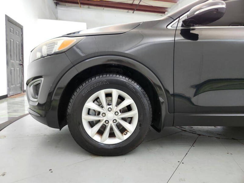 2016 Kia Sorento L