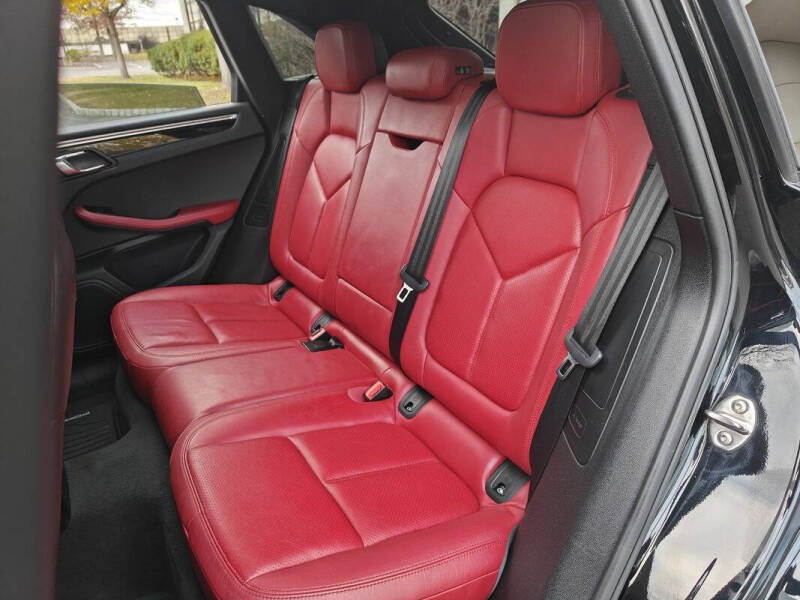 2018 Porsche Macan S