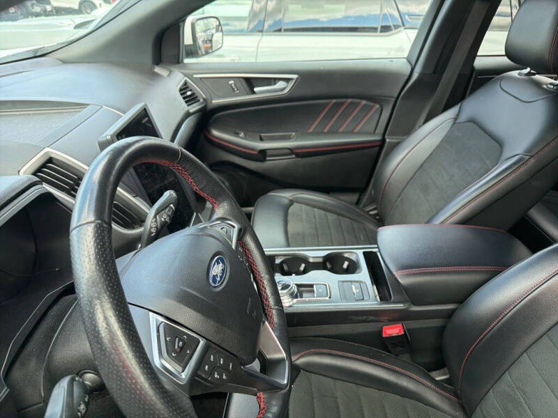2022 Ford Edge ST-Line