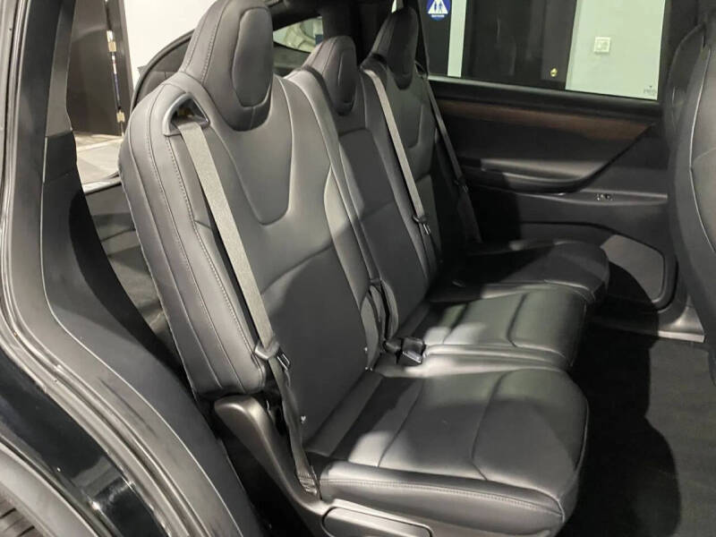 2019 Tesla Model X Standard Range