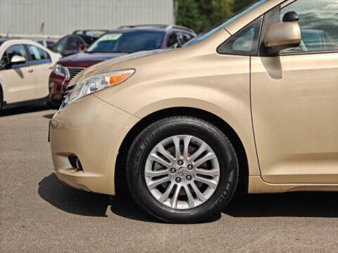 2011 Toyota Sienna