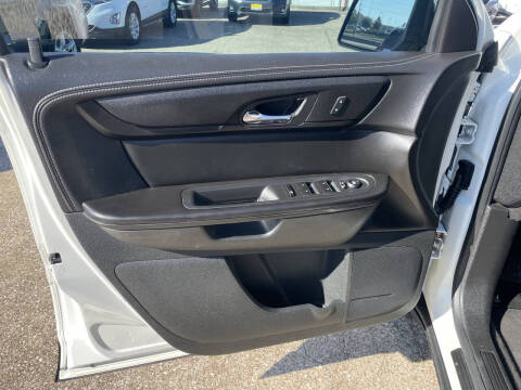 2015 GMC Acadia SLE-2