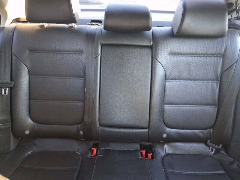 2017 Volkswagen Jetta 1.8T SEL