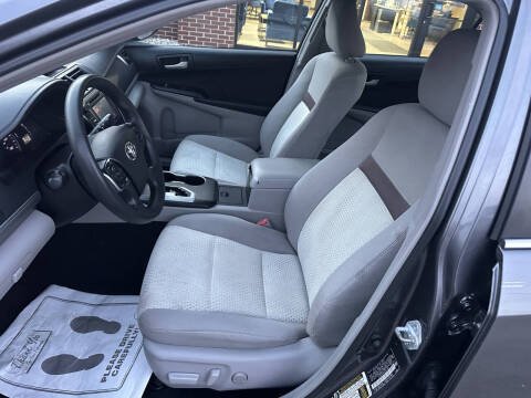 2012 Toyota Camry LE