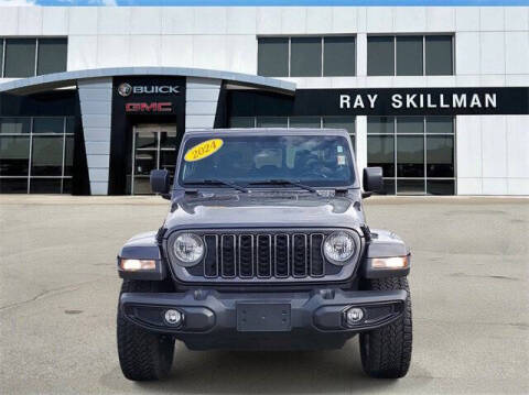2024 Jeep Gladiator NightHawk