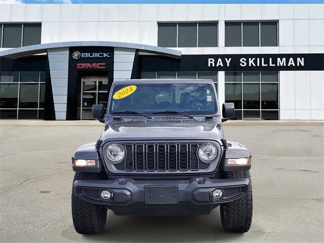 2024 Jeep Gladiator NightHawk