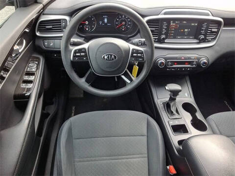 2019 Kia Sorento LX V6