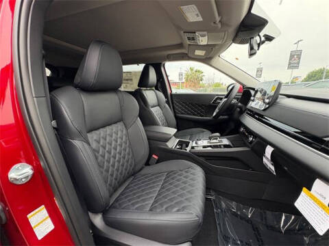 2025 Mitsubishi Outlander PHEV SEL