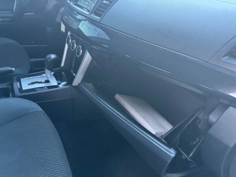 2016 Mitsubishi Lancer ES