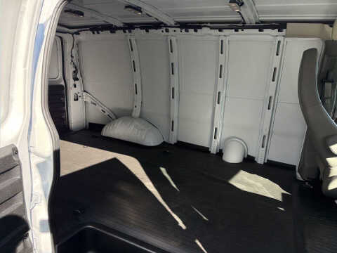 2025 GMC Savana 2500