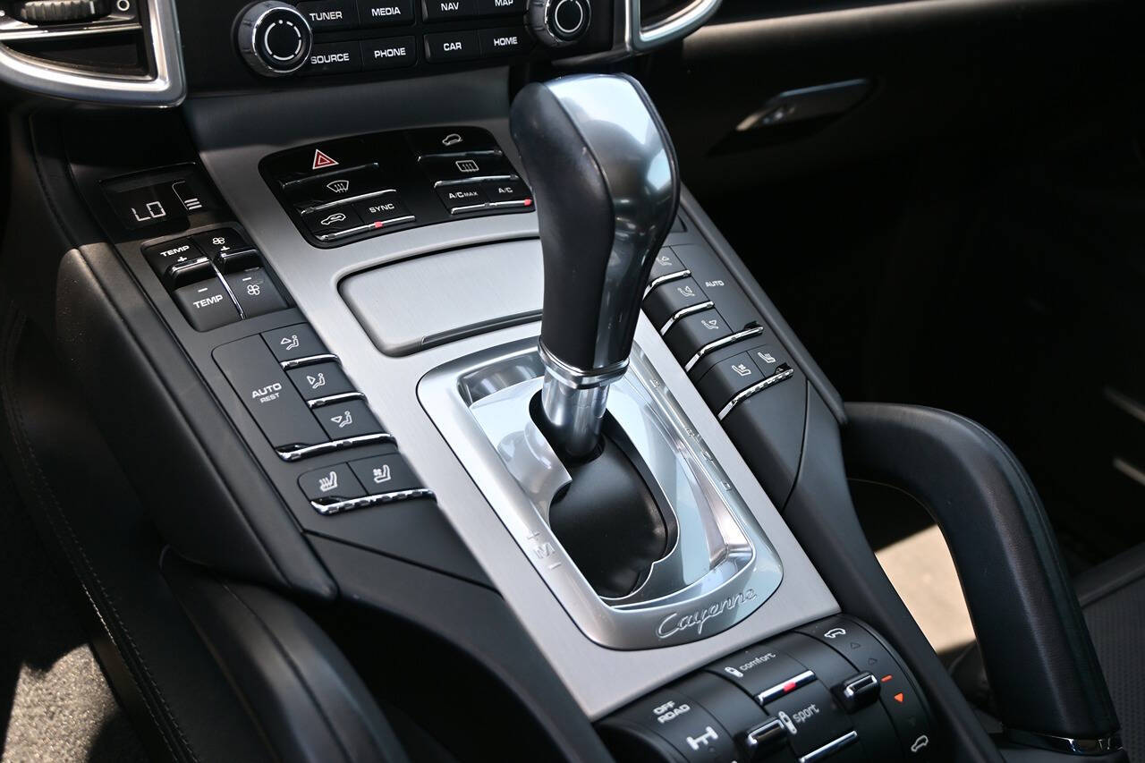 2018 Porsche Cayenne 28