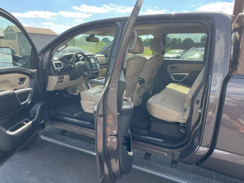 2017 Nissan Titan XD SL
