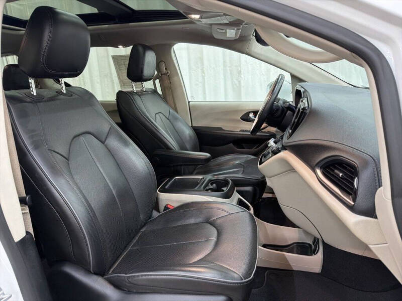 2020 Chrysler Pacifica Limited