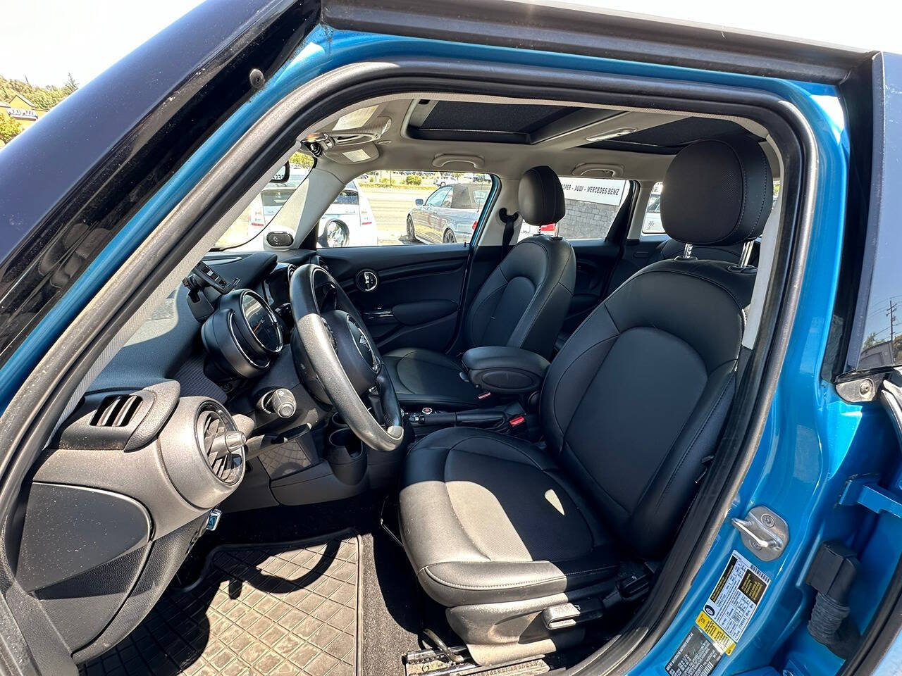 2016 MINI Hardtop 4 Door for sale at DR MOTORS LLC in Auburn, CA