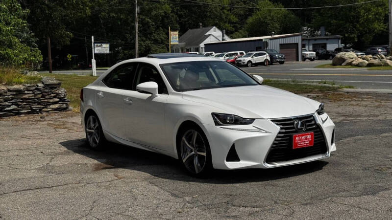 2018 Lexus IS 300