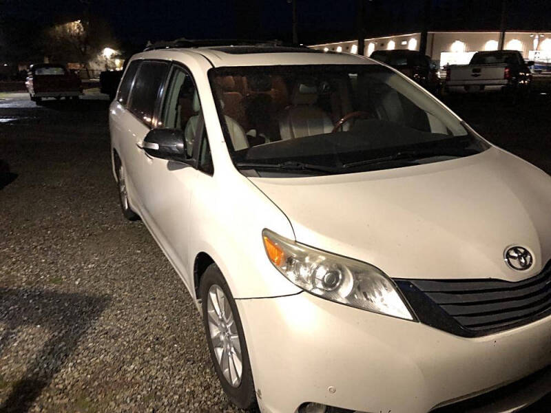 2014 Toyota Sienna Limited 7-Passenger