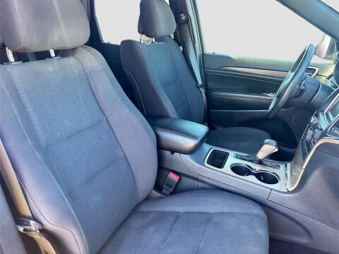 2016 Jeep Grand Cherokee Laredo