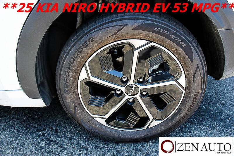 2025 Kia Niro LX