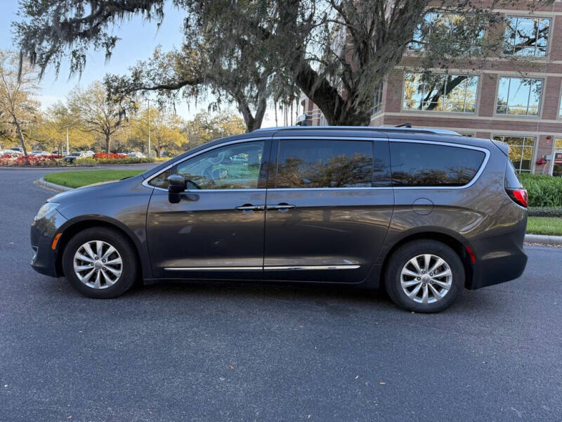 2018 Chrysler Pacifica Touring L