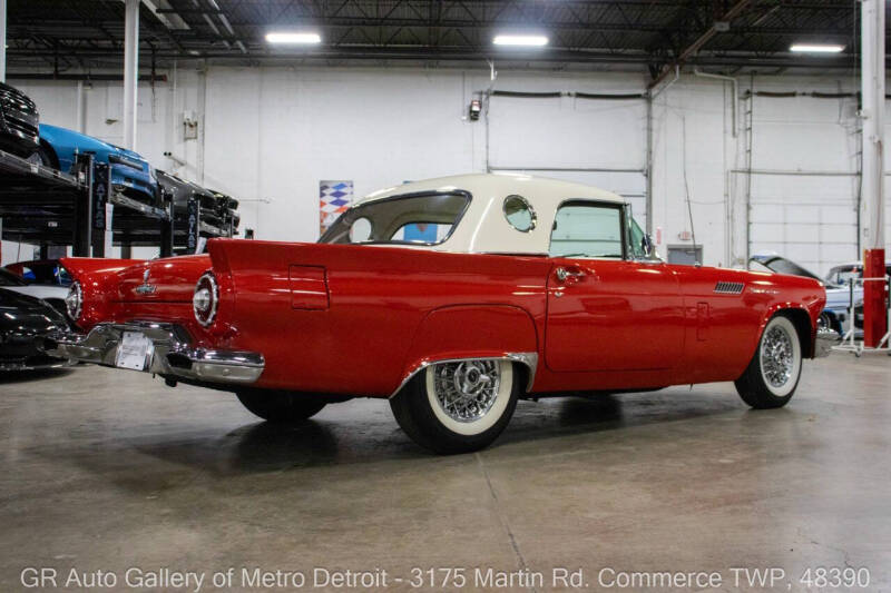 1957 Ford Thunderbird