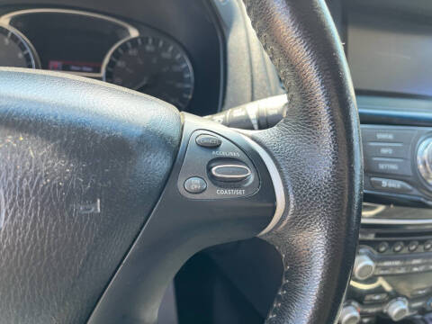 2013 Nissan Pathfinder SV