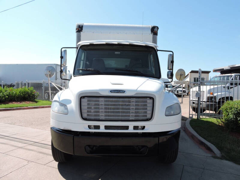 2016 Freightliner M2 106