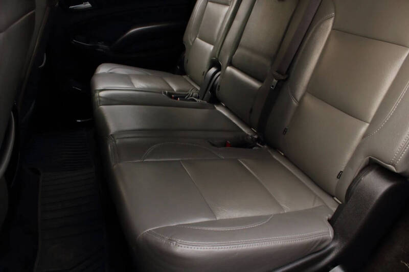 2017 Chevrolet Suburban LS