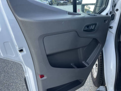 2023 Ford Transit 250