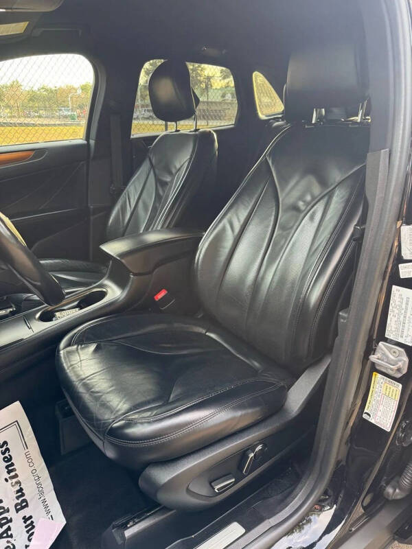 2019 Lincoln MKC Select