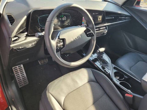 2024 Kia Niro EX Touring