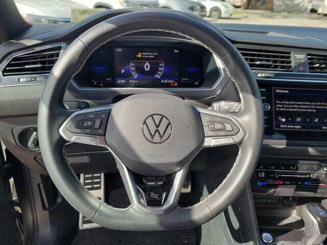 2023 Volkswagen Tiguan SE R-Line Black
