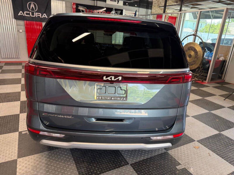 2022 Kia Carnival EX