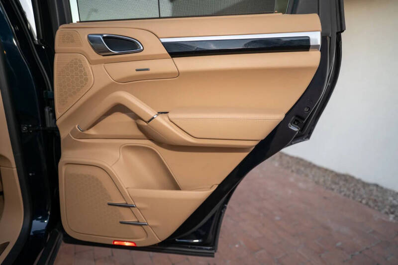 2017 Porsche Cayenne