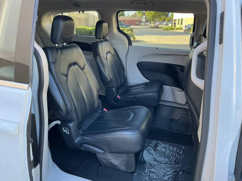 2019 Chrysler Pacifica Touring L