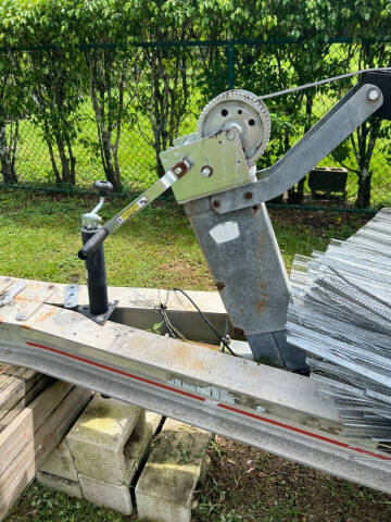 1990 Regal Commodore 265 Cabin Cruiser