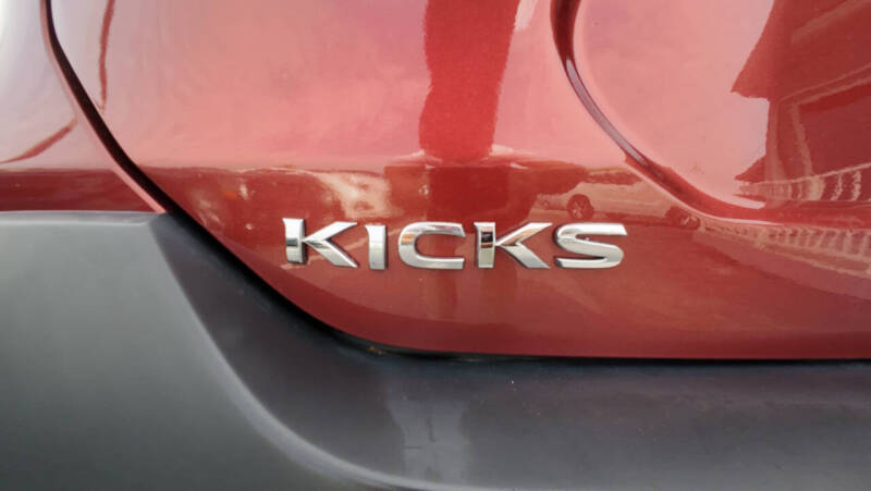 2019 Nissan Kicks SV