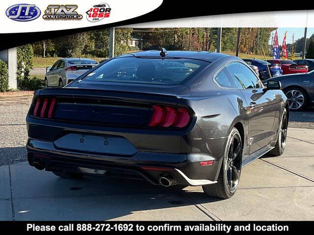 2022 Ford Mustang EcoBoost