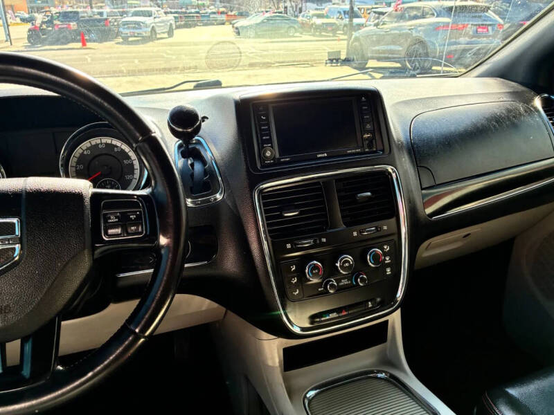 2020 Dodge Grand Caravan SXT